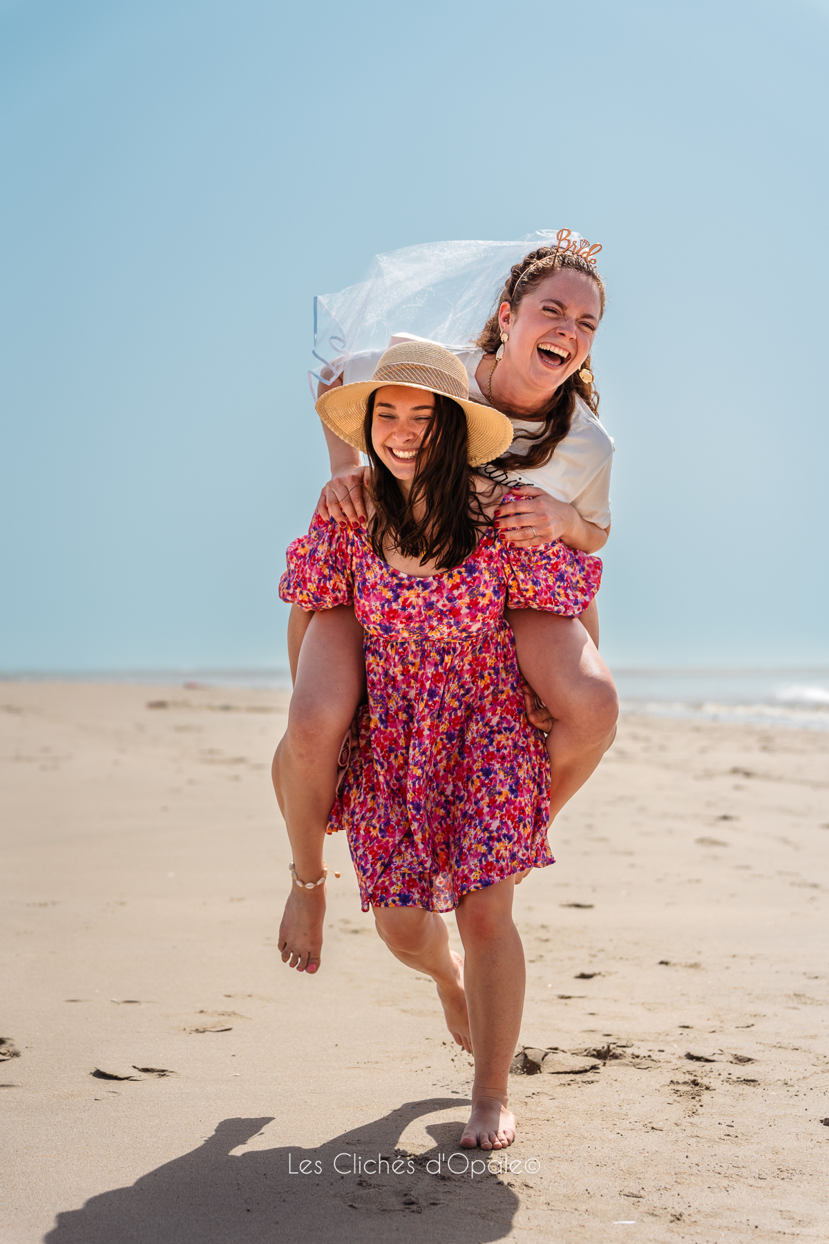 EVJF sur la plage de la Côte d'Opale